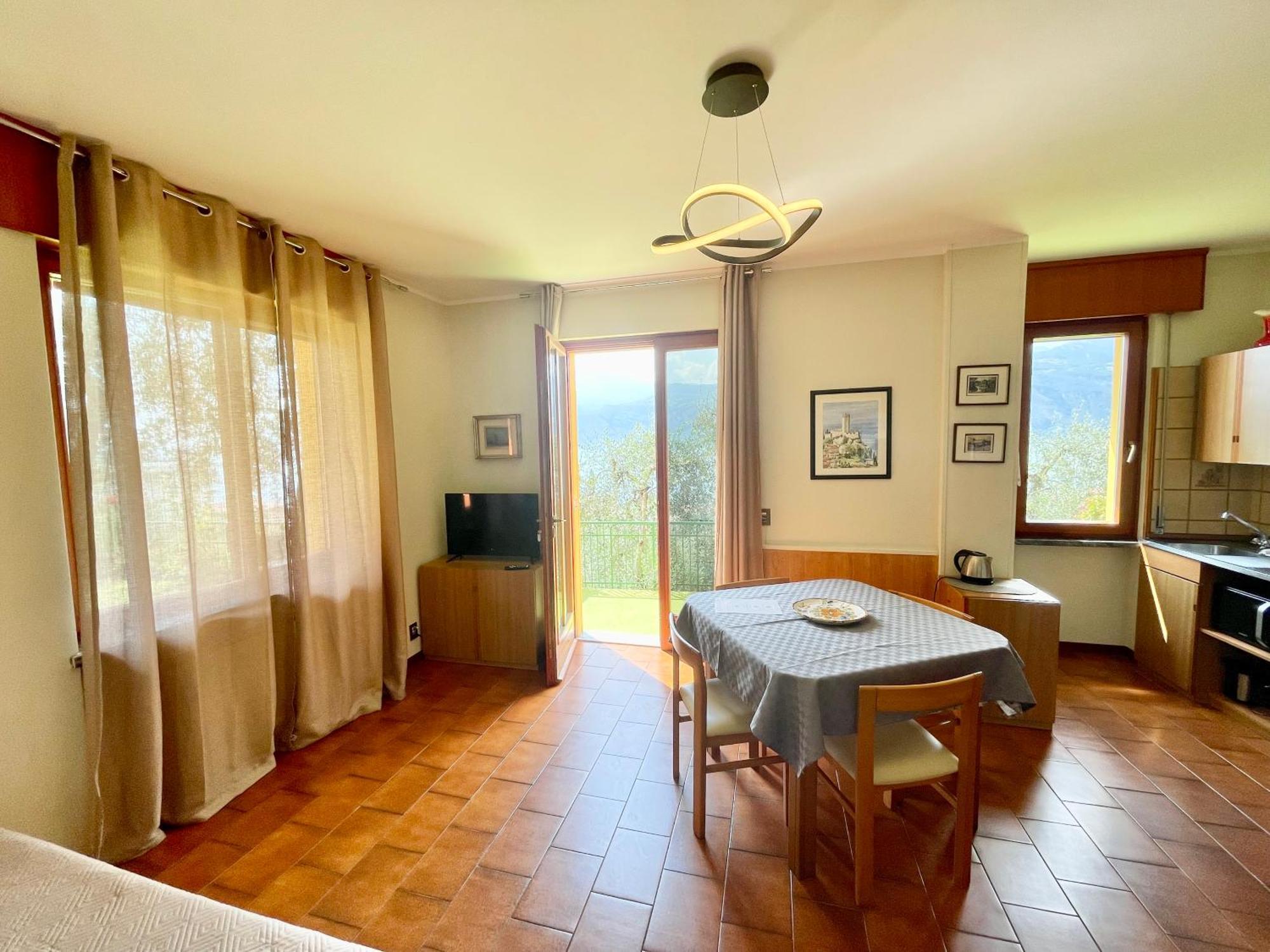 Casa Rosa Apartments Malcesine Exteriör bild